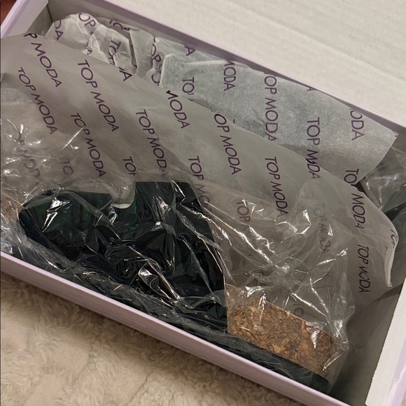 TOP Moda Black Nubuck Footwear - Picture 2 of 5